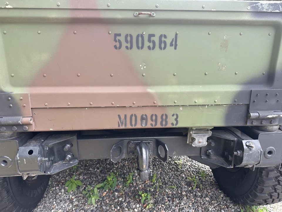 1999 Hummer HMMWV - Image 22 of 31
