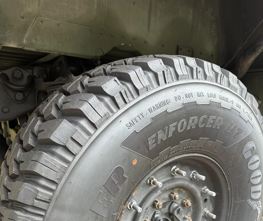 1999 Hummer HMMWV - Image 27 of 31