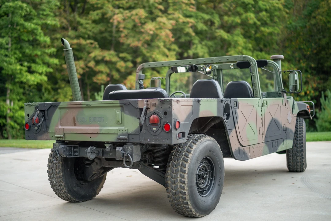 1999 Hummer HMMWV - Image 8 of 31