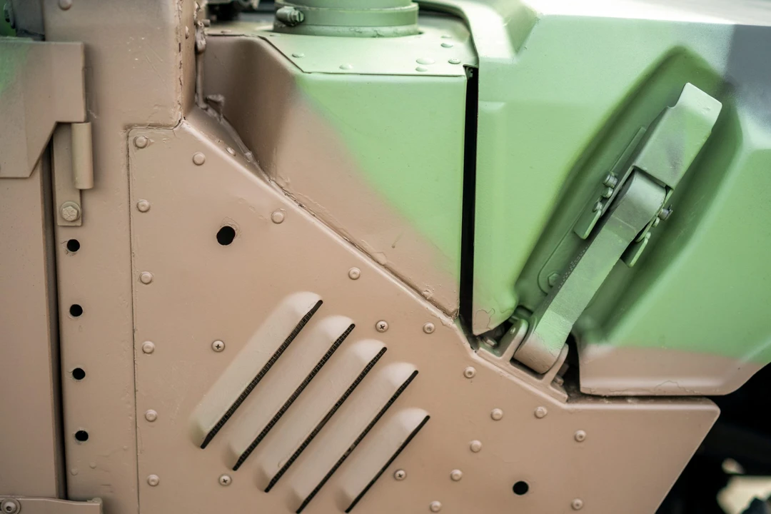 1999 Hummer HMMWV - Image 19 of 31