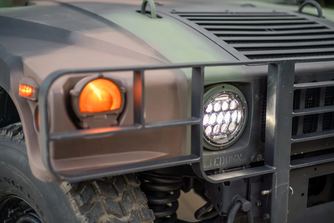1999 Hummer HMMWV - Image 12 of 31