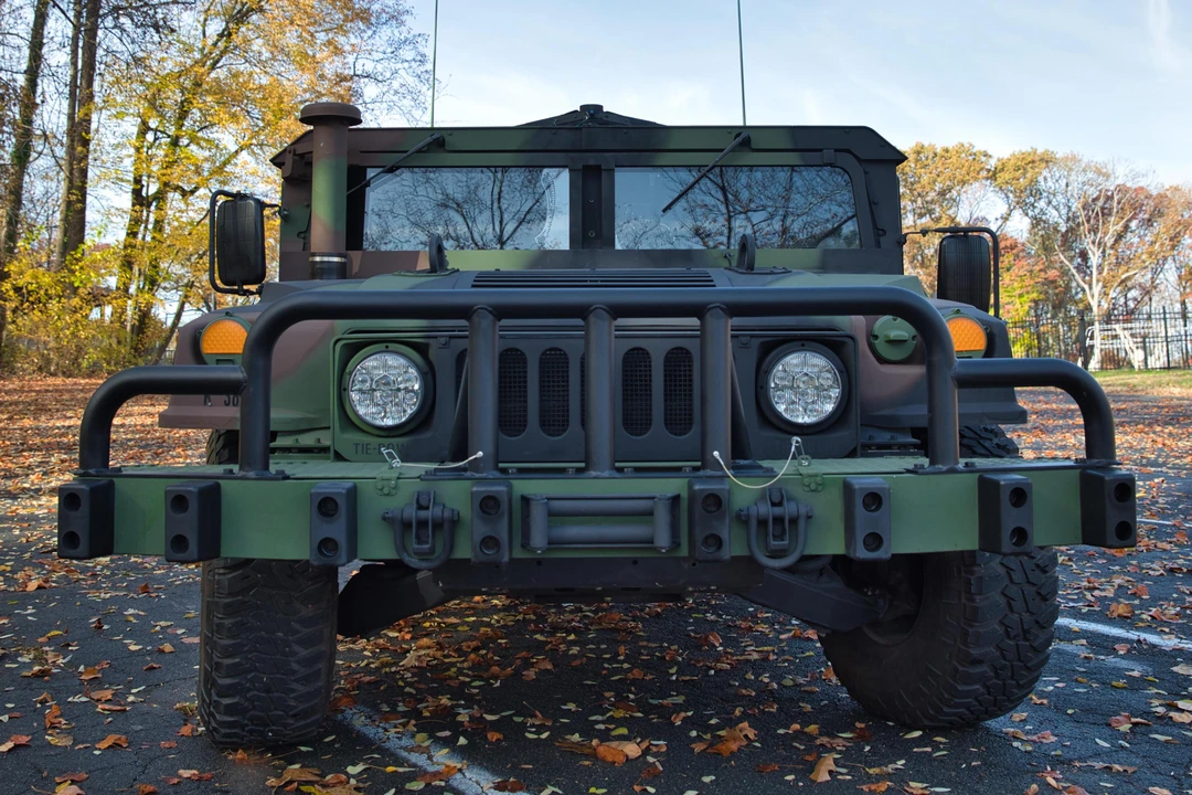 1999 AM General Hummer - Image 2 of 31