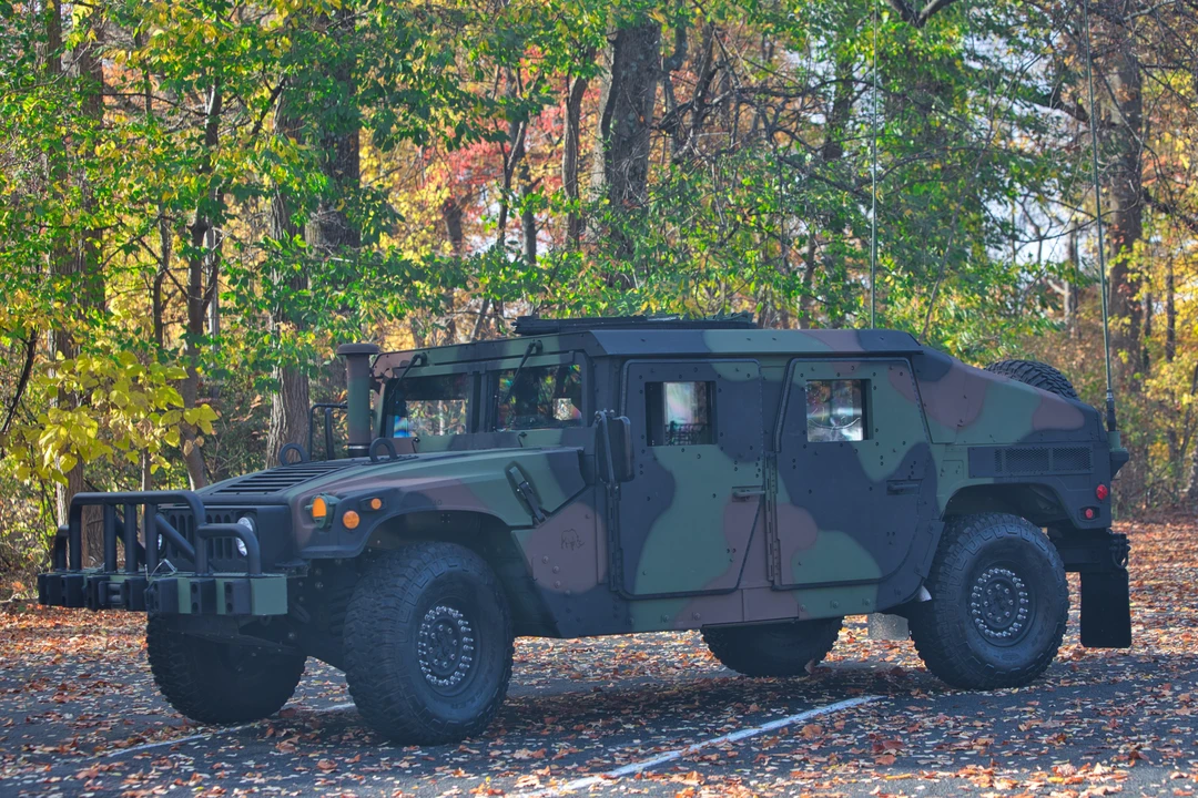 1999 AM General Hummer - Image 8 of 31