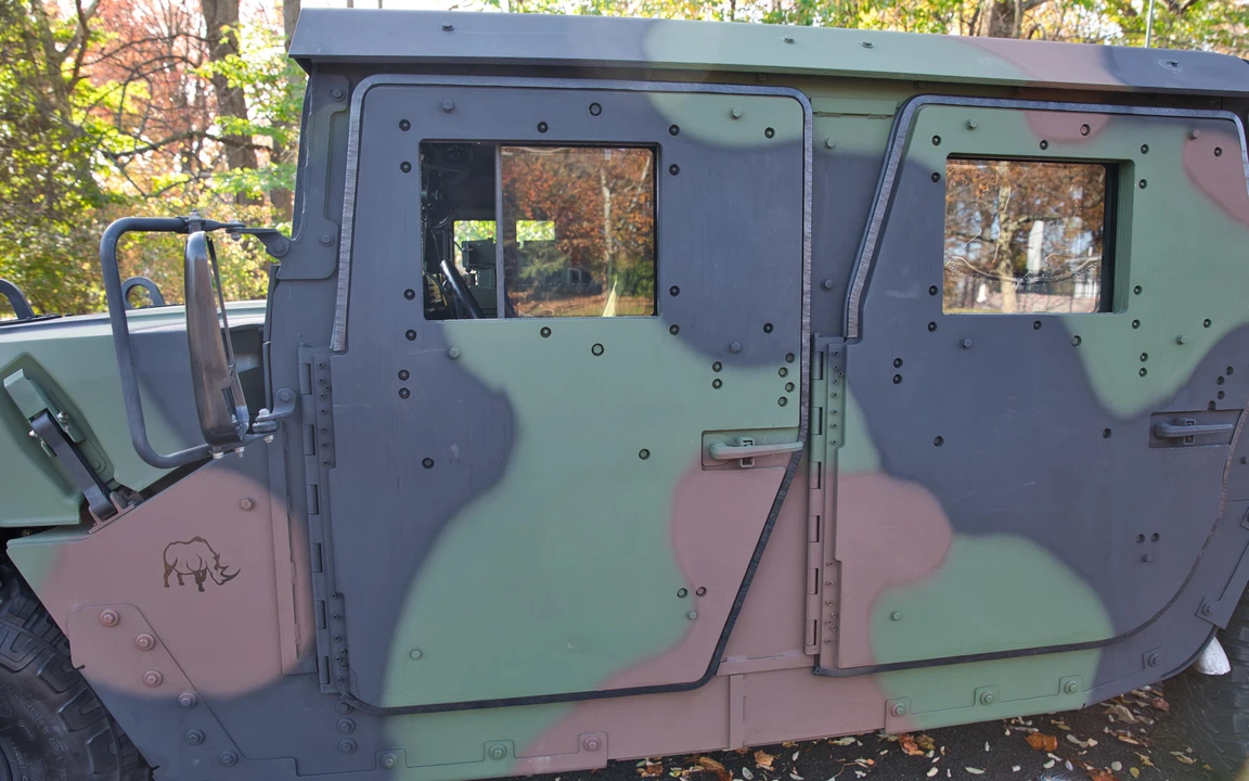 1999 AM General Hummer - Image 30 of 31