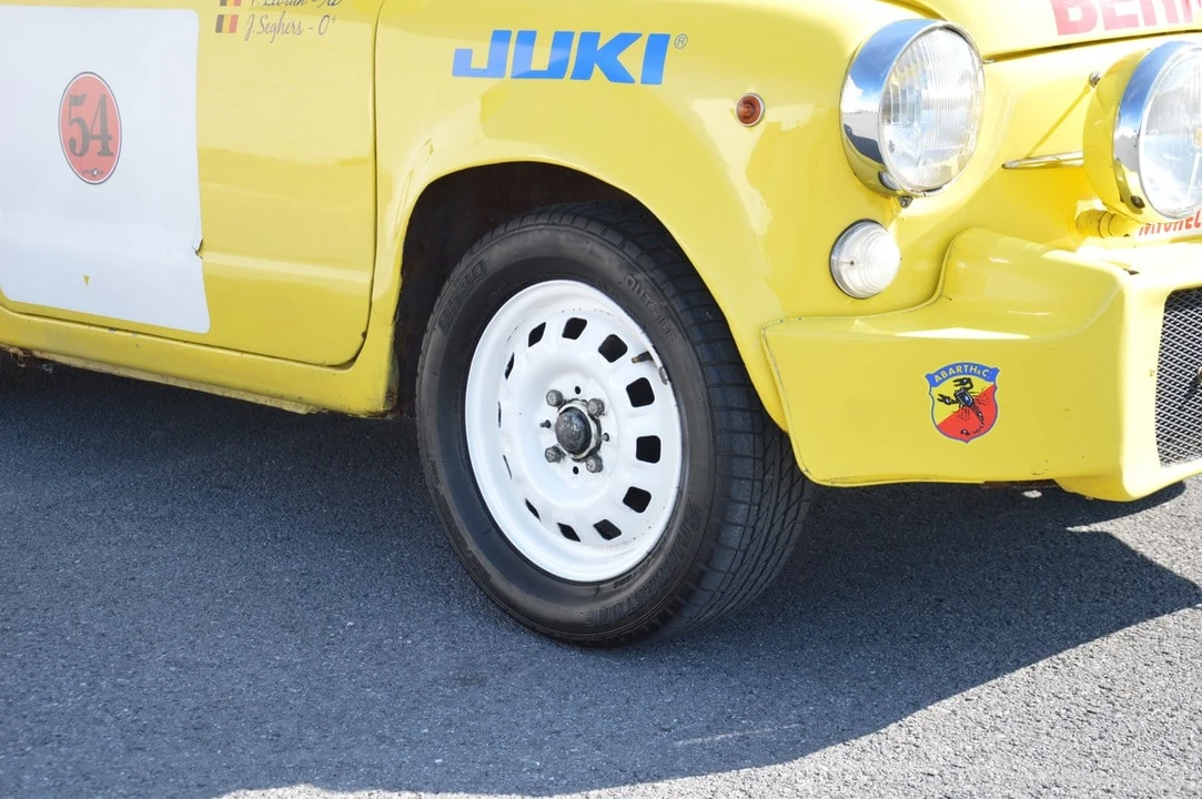 1999 Abarth - Image 28 of 30