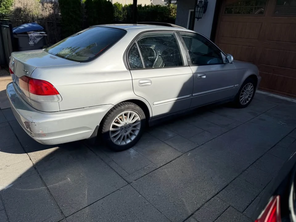 1999 Acura Integra 3rd Gen - Image 2 of 5