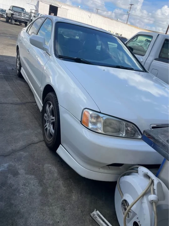 1999 Acura TL 2nd Gen - Image 5 of 8