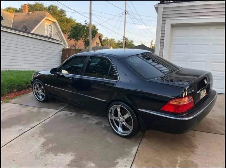 1999 Acura RL 1st Gen - Image 2 of 8