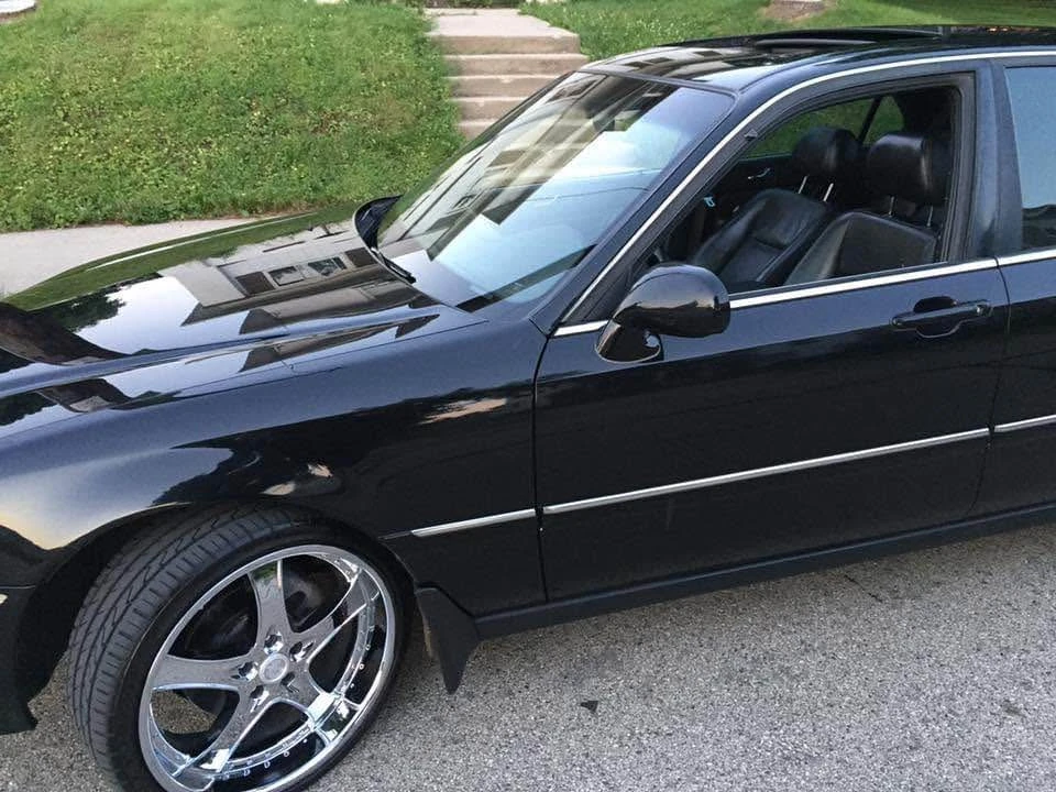 1999 Acura RL 1st Gen - Image 4 of 8