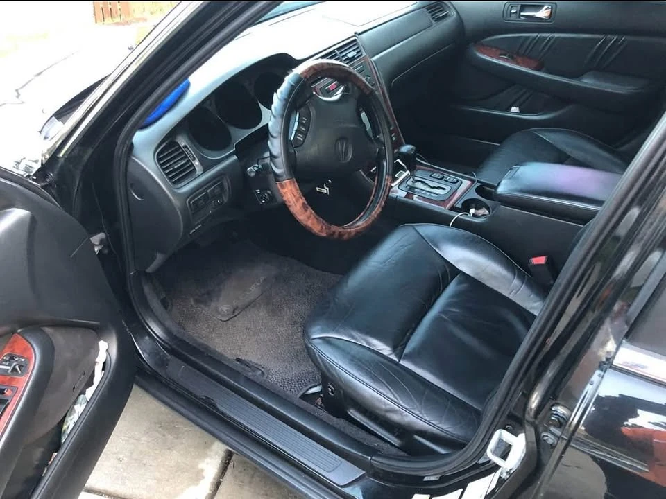 1999 Acura RL 1st Gen - Image 7 of 8