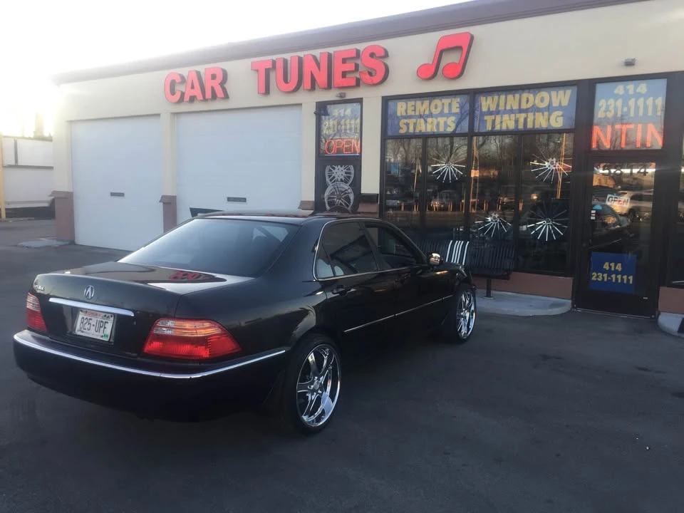 1999 Acura RL 1st Gen - Image 5 of 8