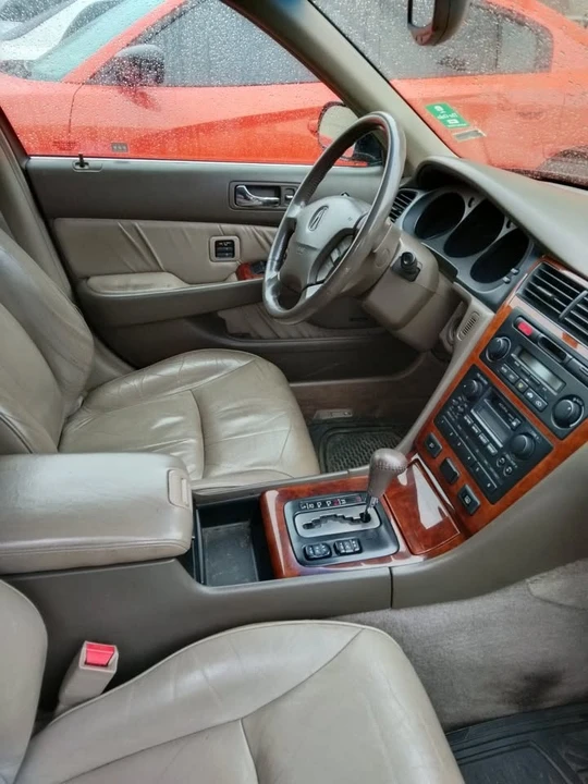 1999 Acura RL 1st Gen - Image 6 of 11