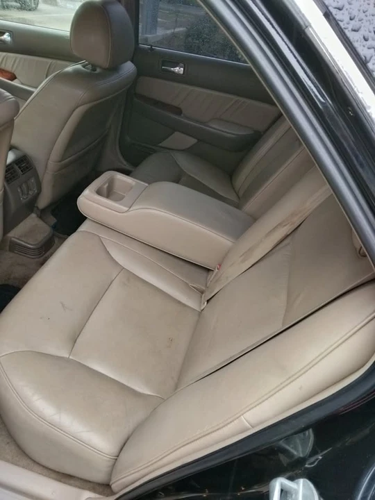1999 Acura RL 1st Gen - Image 10 of 11