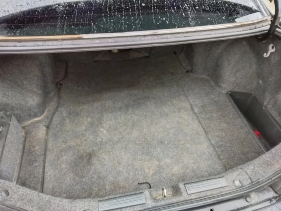 1999 Acura RL 1st Gen - Image 11 of 11