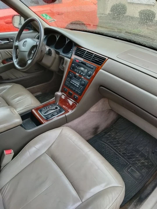 1999 Acura RL 1st Gen - Image 7 of 11