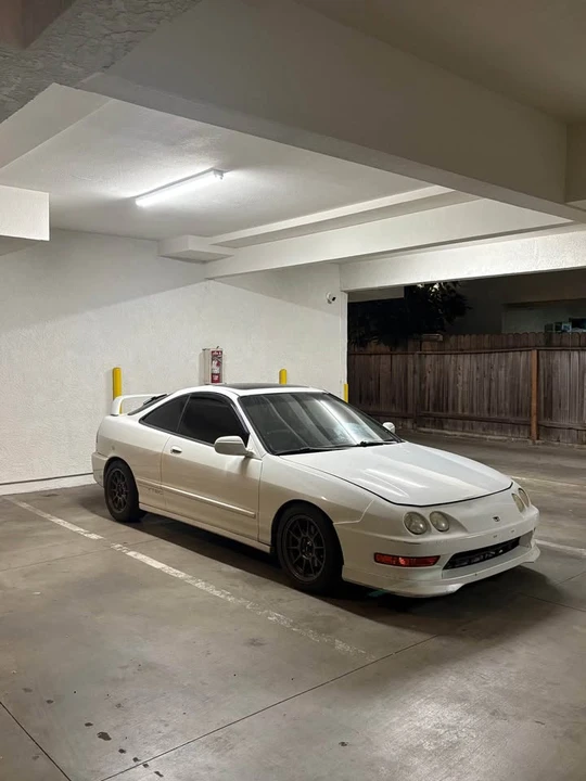 1999 Acura Integra 3rd Gen - Image 2 of 4