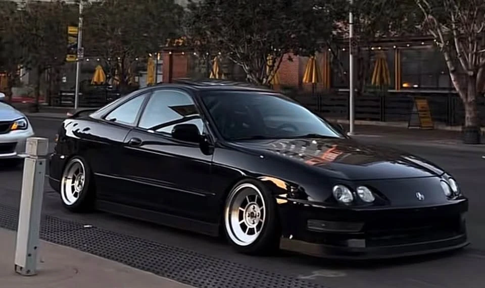 1999 Acura Integra 3rd Gen - Image 2 of 3