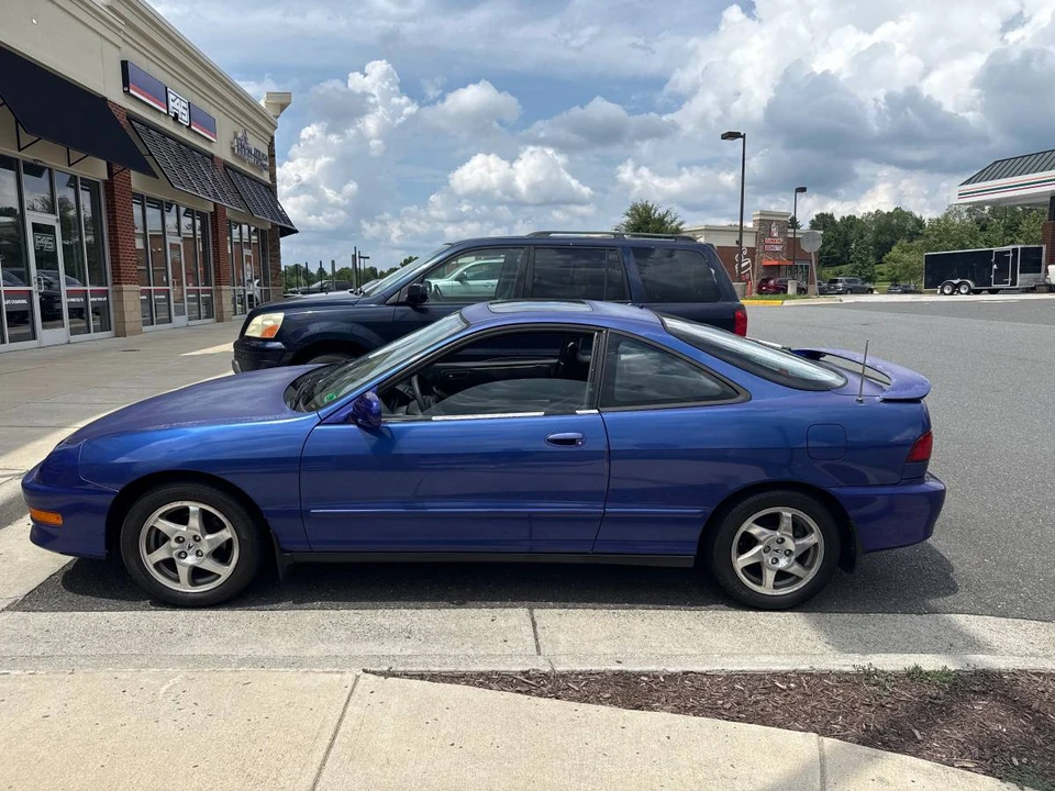 1999 Acura Integra 3rd Gen - Image 2 of 17