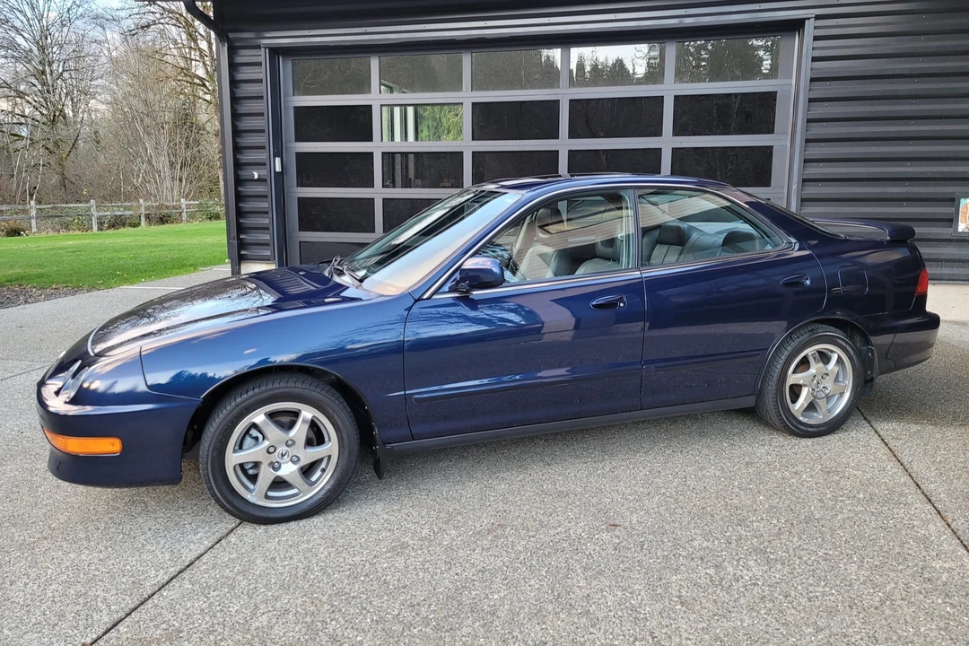 1999 Acura Integra 3rd Gen - Image 2 of 31