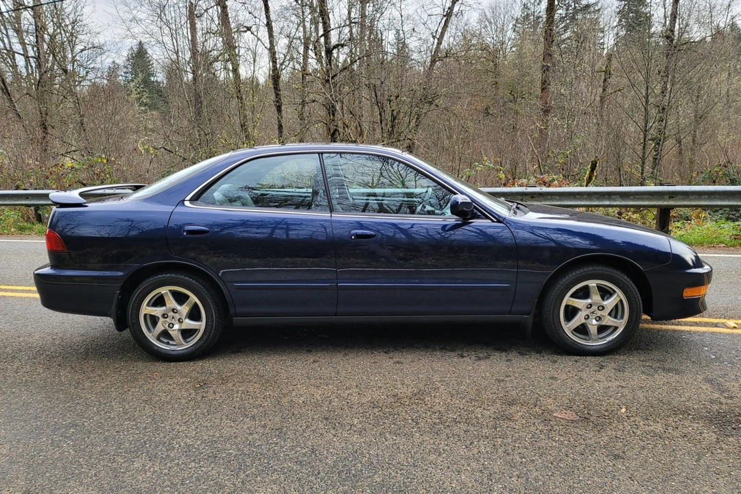 1999 Acura Integra 3rd Gen - Image 16 of 31