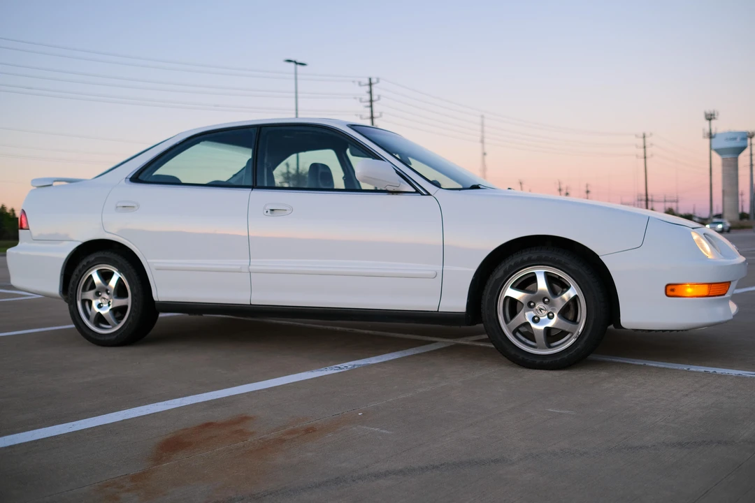 1999 Acura Integra 3rd Gen - Image 11 of 30