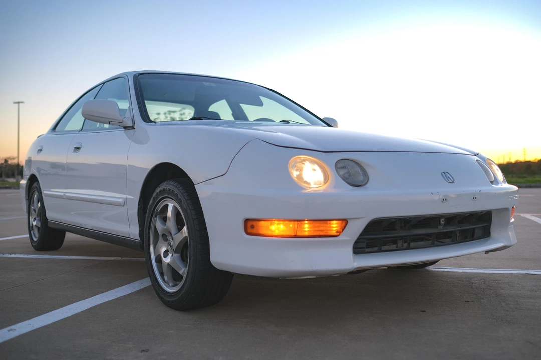 1999 Acura Integra 3rd Gen - Image 2 of 30