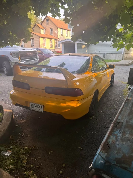 1999 Acura Integra 3rd Gen - Image 2 of 8