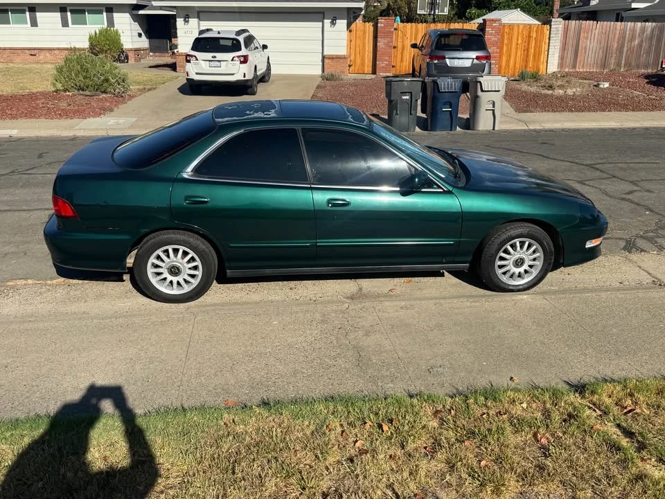 1999 Acura Integra 3rd Gen - Image 2 of 11