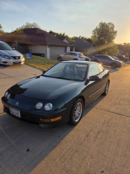 1999 Acura Integra 3rd Gen - Image 2 of 12