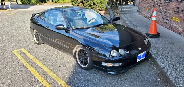 1999 Acura Integra SE