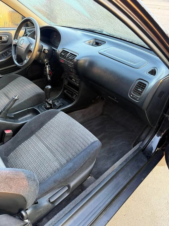 1999 Acura Integra 3rd Gen - Image 9 of 12