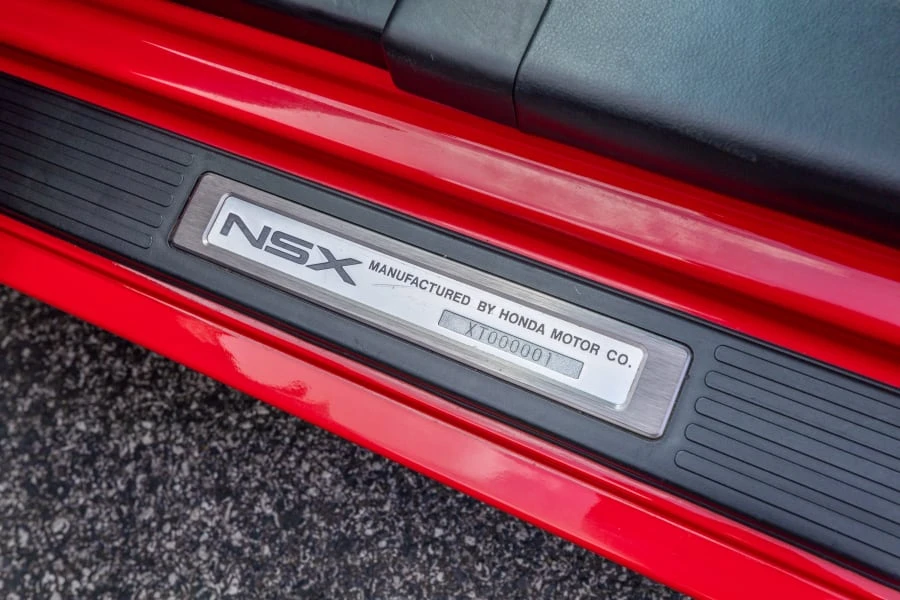 1999 Acura NSX - Image 21 of 26