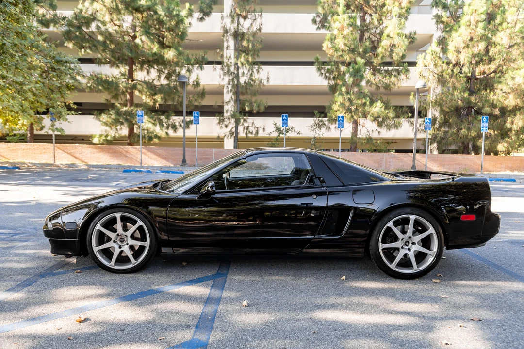 1999 Acura NA2 NSX - Image 11 of 31
