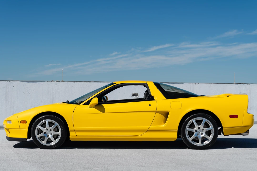 1999 Acura NA2 NSX - Image 12 of 31
