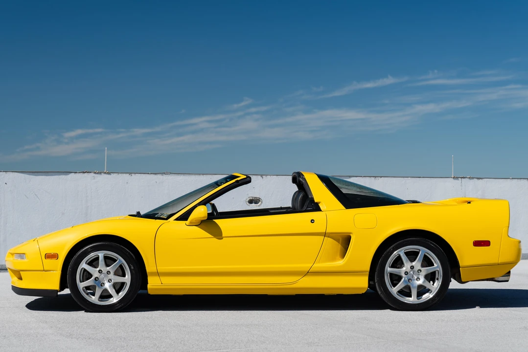 1999 Acura NA2 NSX - Image 10 of 31