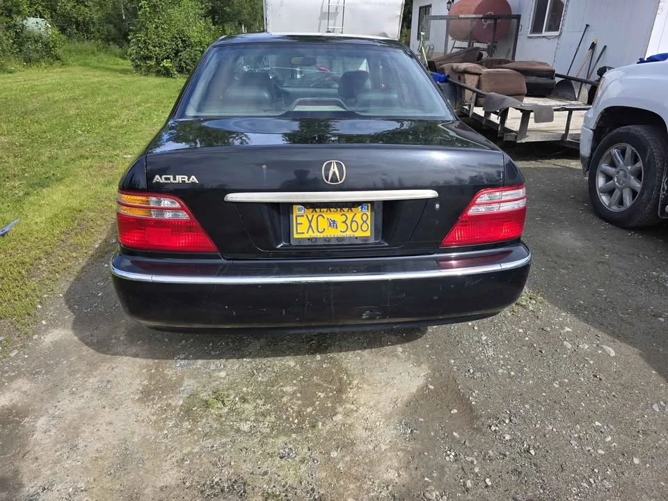 1999 Acura RL 1st Gen - Image 2 of 11
