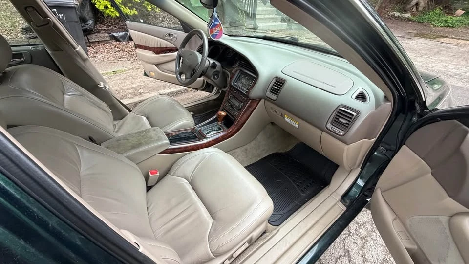 1999 Acura TL 2nd Gen - Image 4 of 10