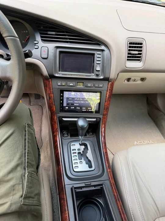 1999 Acura TL 2nd Gen - Image 11 of 21