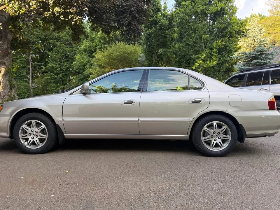 1999 Acura TL 2nd Gen - Image 5 of 21
