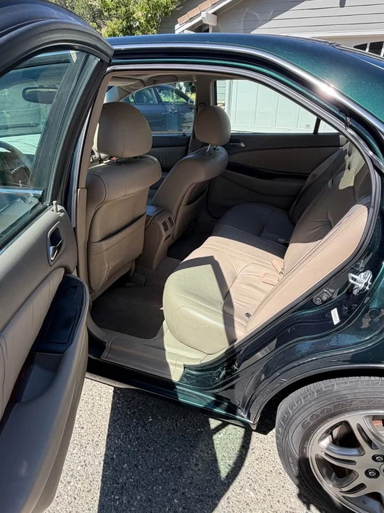 1999 Acura TL 2nd Gen - Image 4 of 10