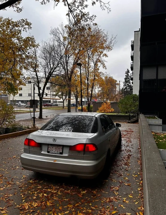 1999 Acura EL - Image 2 of 12