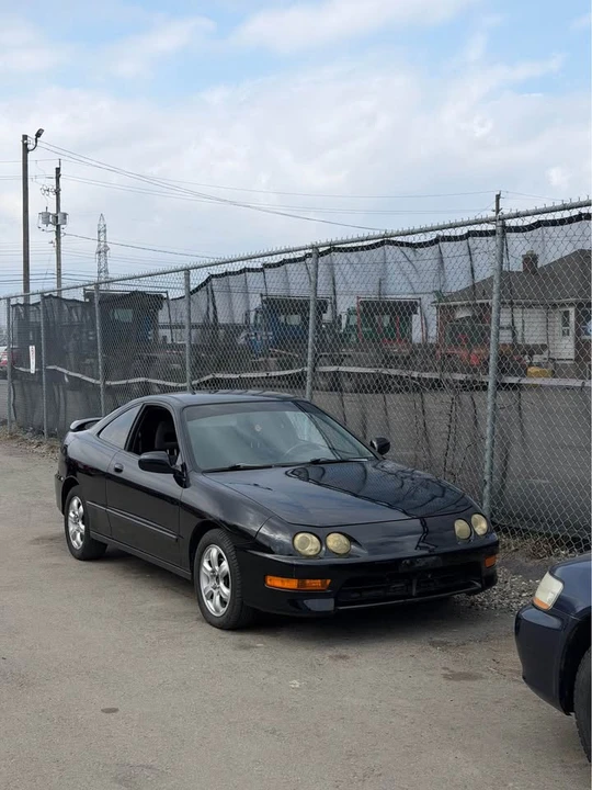 1999 Acura Integra 3rd Gen - Image 2 of 12