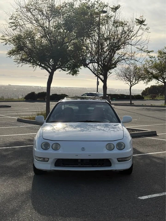 1999 Acura Integra 3rd Gen - Image 2 of 12