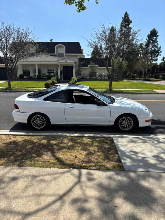 1999 Acura Integra 3rd Gen - Image 2 of 16