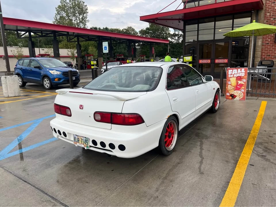 1999 Acura Integra 3rd Gen - Image 2 of 4