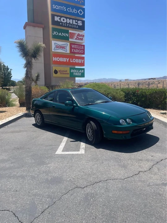 1999 Acura Integra 3rd Gen - Image 2 of 10