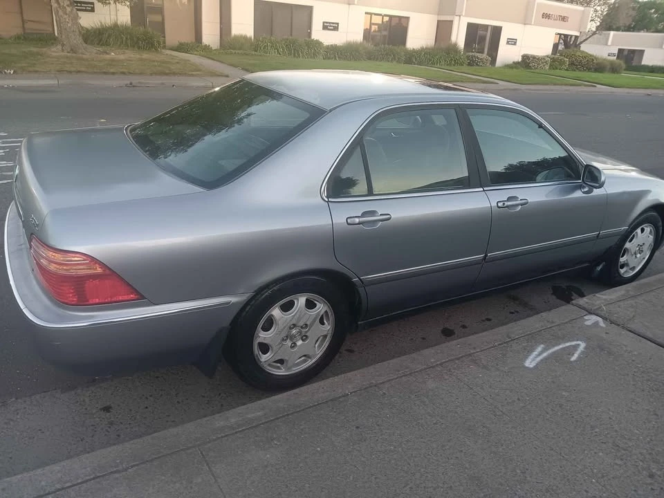 1999 Acura RL 1st Gen - Image 13 of 20