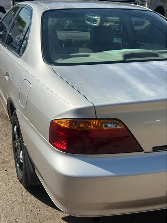 1999 Acura TL 2nd Gen - Image 13 of 14