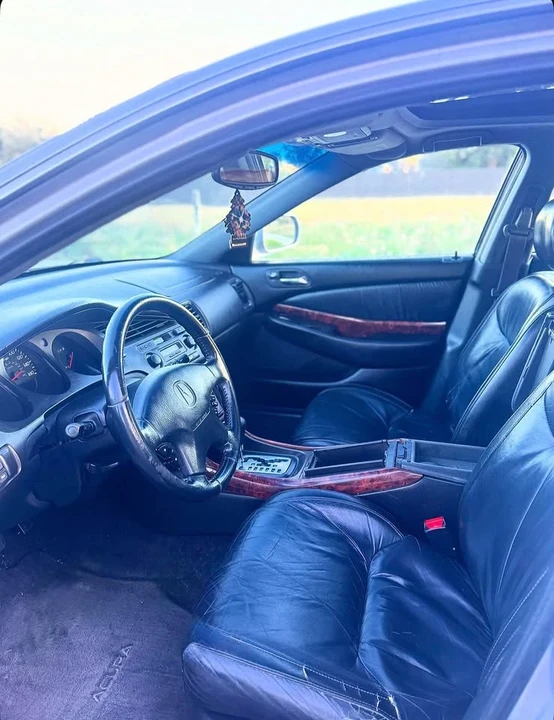 1999 Acura TL 2nd Gen - Image 4 of 12