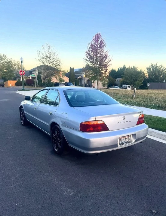 1999 Acura TL 2nd Gen - Image 7 of 12